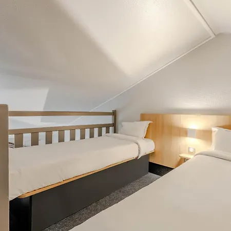 Lens Hotell