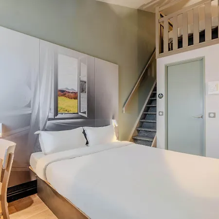 Hotel Lens 2*