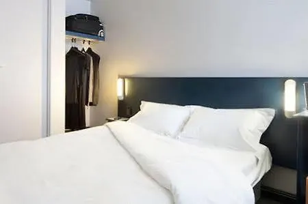 Hotel Lens 2*